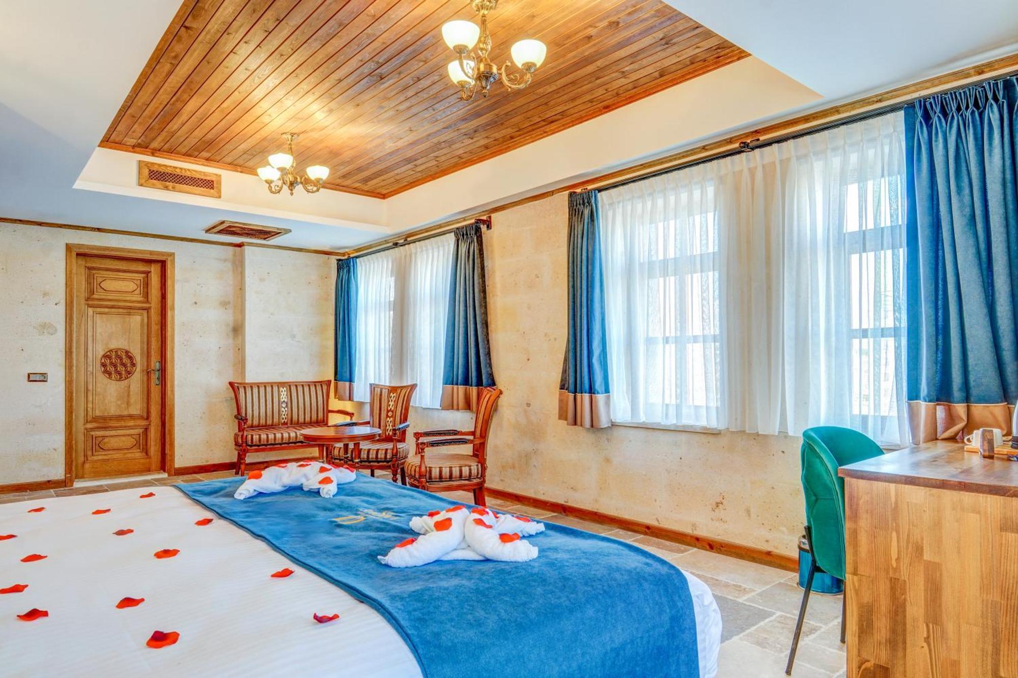 Unique Cappadocia Palace Göreme Esterno foto